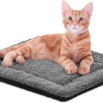 Self‑Warming Small Pet Pad Grey Black